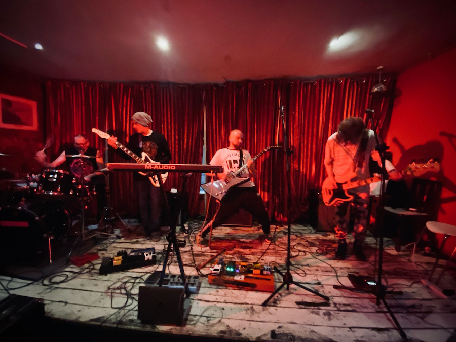 mothbreather-live-at-fuel